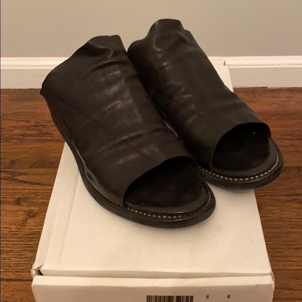 Guidi sandals size 10